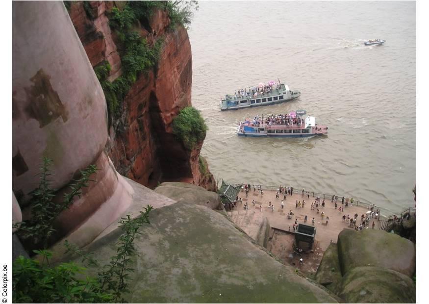 Photo bouddha de leshan