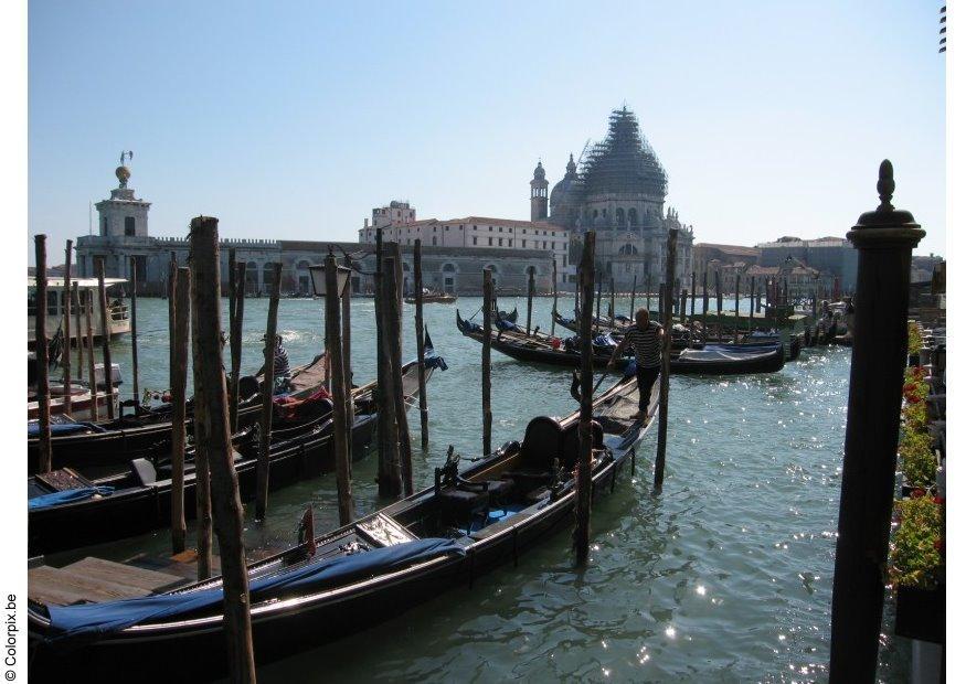 Photo gondoles sur le grand canal de venise