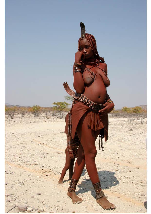 Photo jeune femme himba, namibie